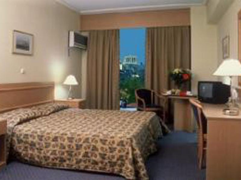 Astor Hotel Athens Room photo